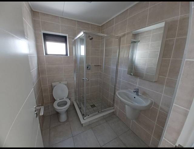 2 BEDROOM PROPERTY TO RENT IN GREENBAY ECO ESTATE